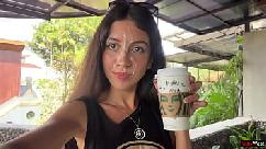 Crazy cumwalk en starbucks