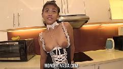 Adorable criada filipina creampied por su jefe